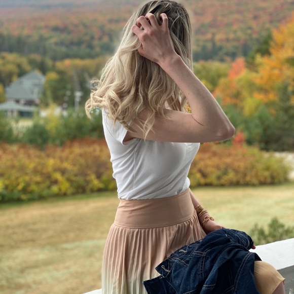 Meet your Posher, Mags - Picture 5 of 5